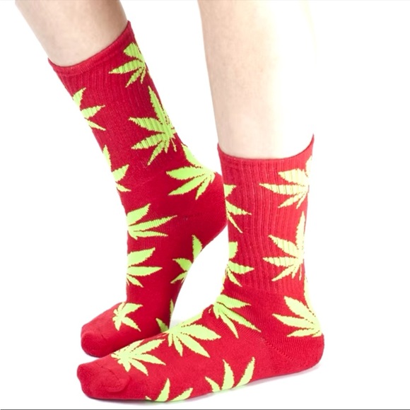 Various Colors Marijuana Weed Leaf Men/Women sport socks - Picture 2 of 2